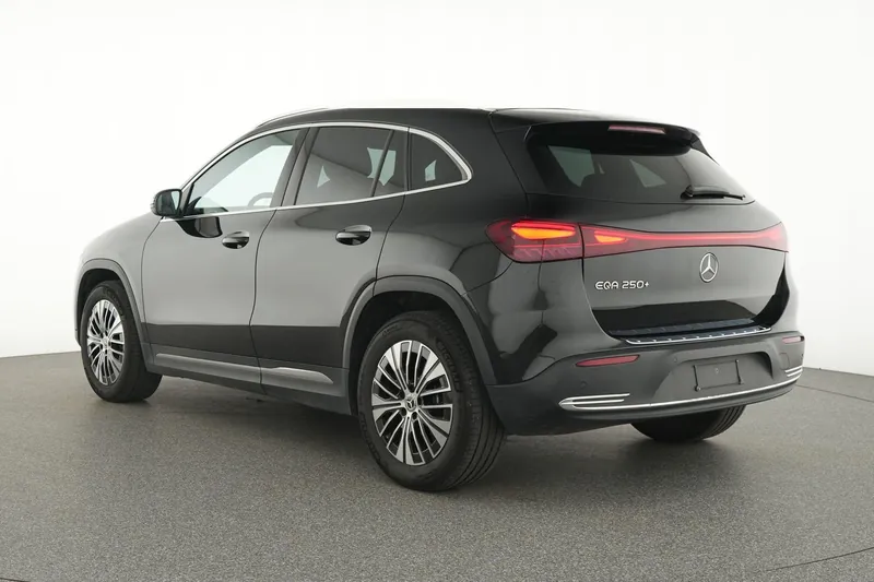 Mercedes-Benz EQA 250+ Business - Photo 3
