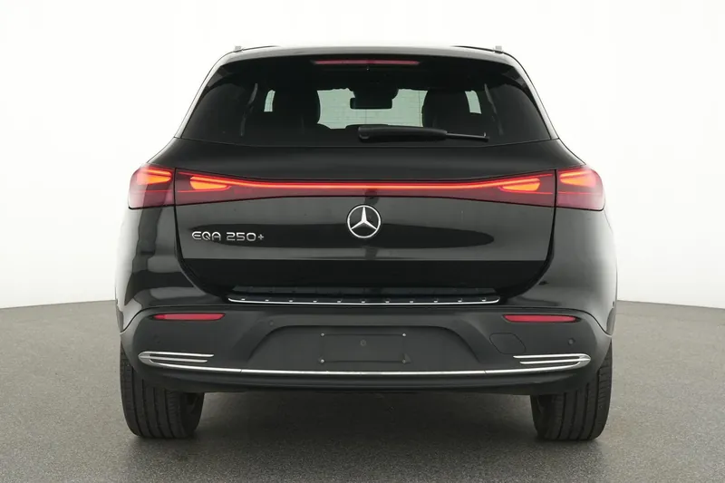 Mercedes-Benz EQA 250+ Business - Photo 7