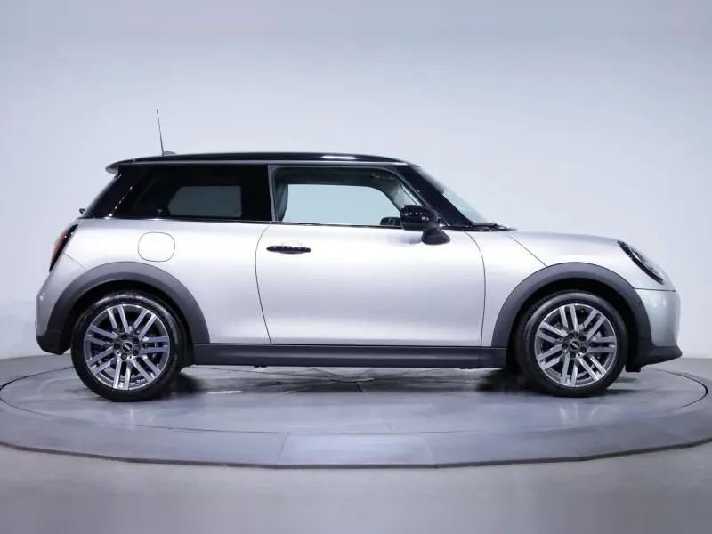 MINI Cooper C 3 portes Classic Melting Silver 18 000 km - Photo 2