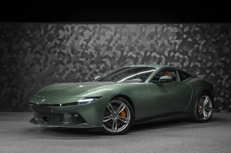 Ferrari Amalfi Verde Toscana