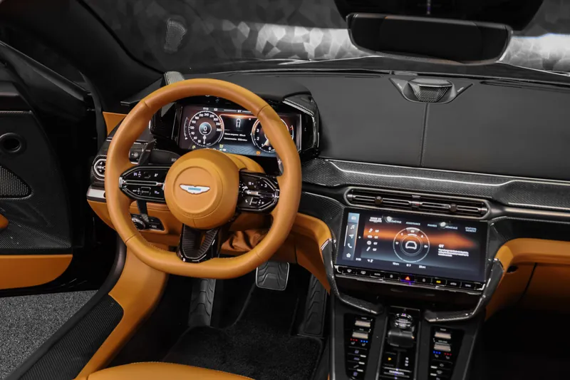 Aston Martin Vanquish Volante Minotaur Green - Photo 17