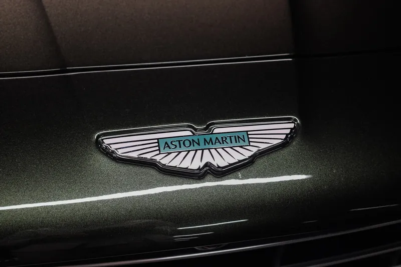 Aston Martin Vanquish Volante Minotaur Green - Photo 24