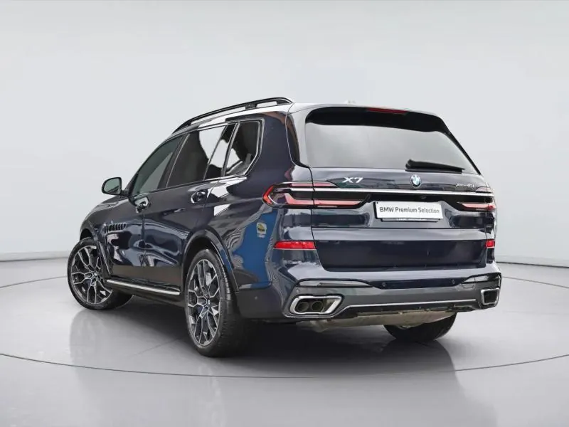 BMW X7 xDrive40i M Sport - Photo 3