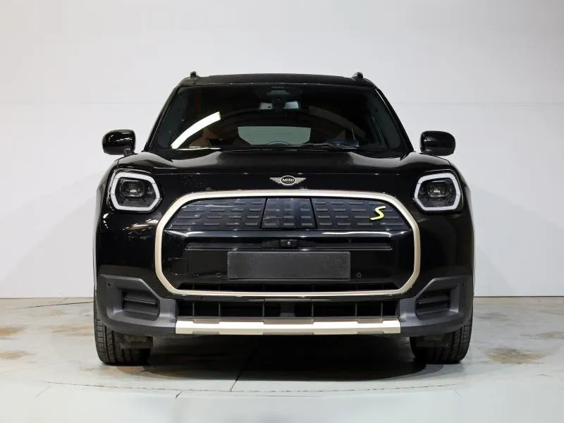 MINI Countryman SE ALL4 Favoured Midnight Black - Photo 5