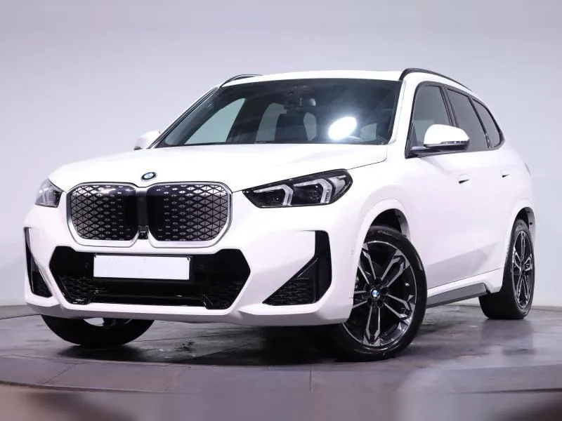 BMW iX1 xDrive30 M Sport Alpinweiss 12 000 km - Photo 1