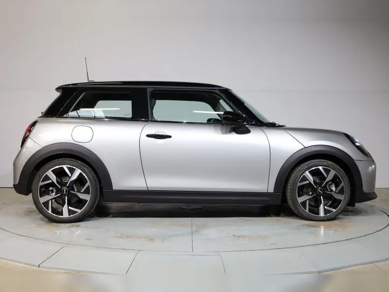 MINI Cooper C 3 portes Classic Melting Silver 29 000 km - Photo 2