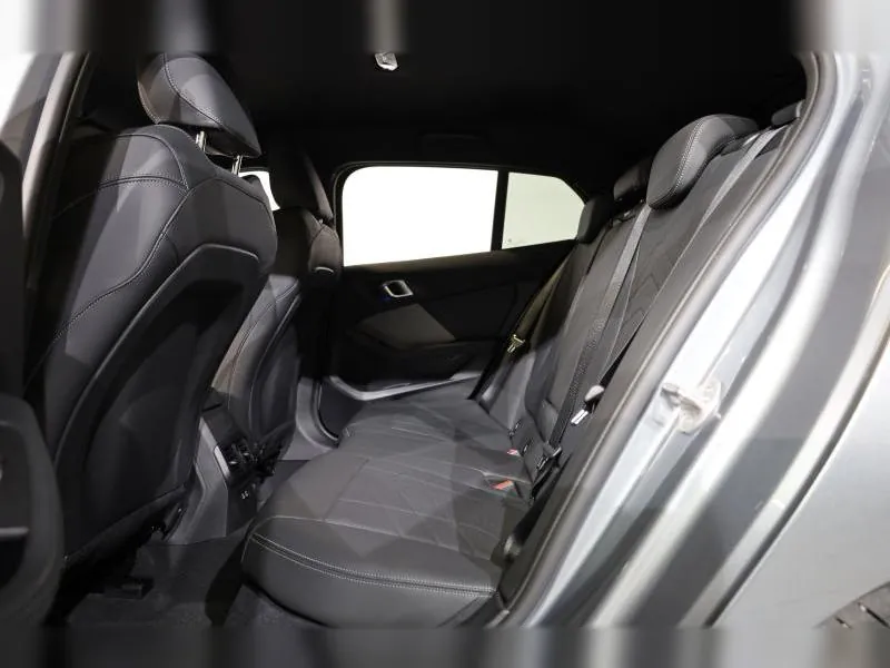 BMW Série 1 120 M Sport Skyscraper Grau 35 000 km - Photo 10