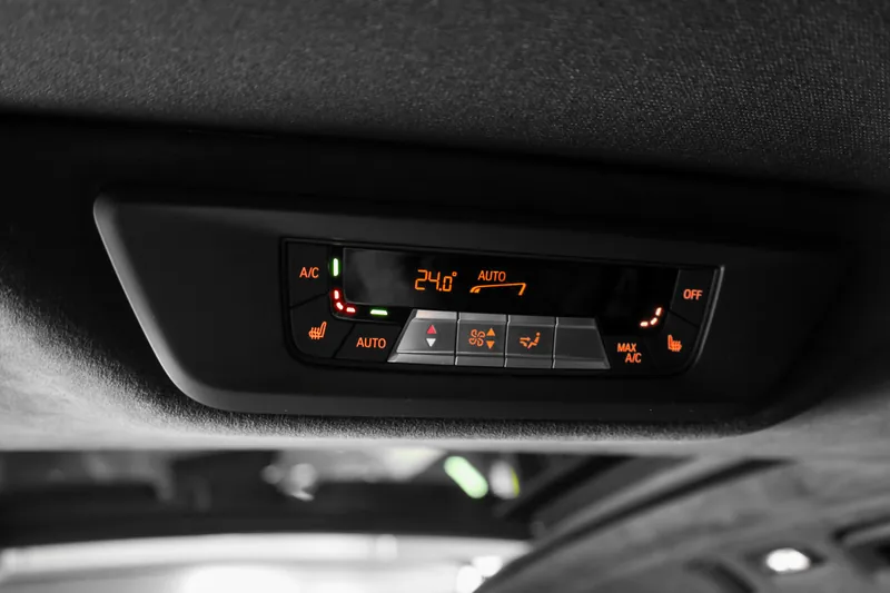 BMW X7 xDrive40d Black Sapphire - Photo 22