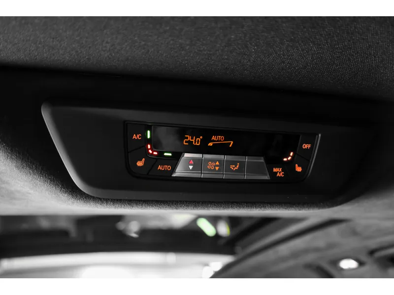 BMW X7 xDrive40d Black Sapphire - Photo 22