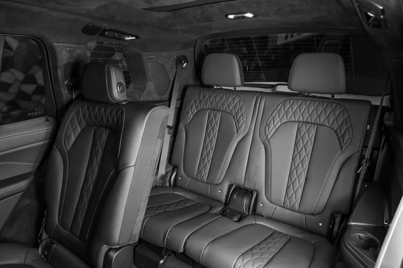 BMW X7 xDrive40d Black Sapphire - Photo 13
