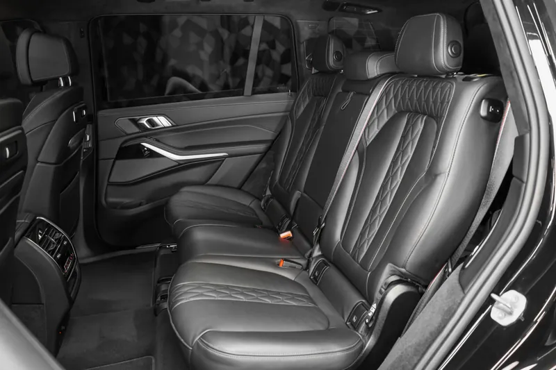 BMW X7 xDrive40d Black Sapphire - Photo 11