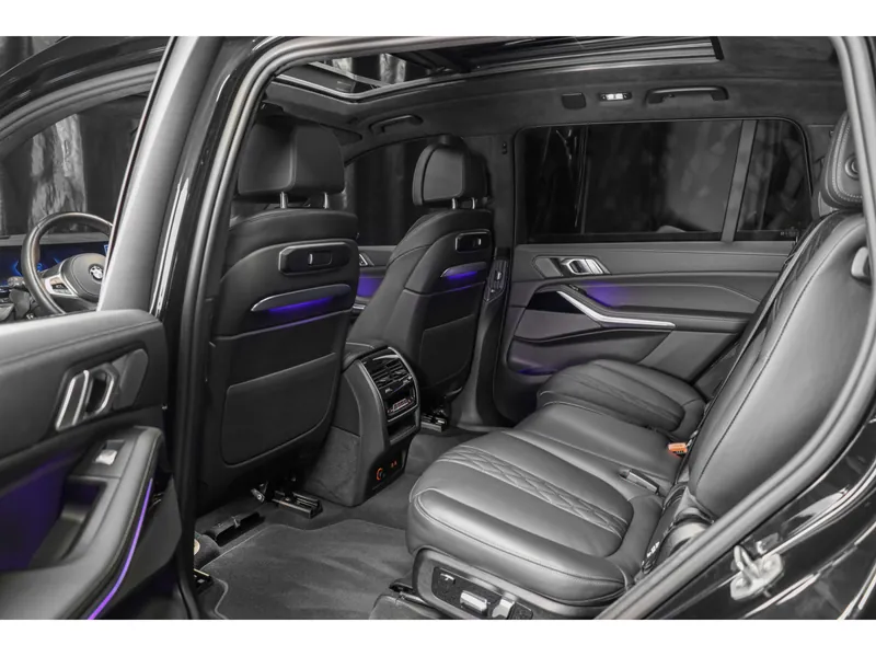 BMW X7 xDrive40d Black Sapphire - Photo 21