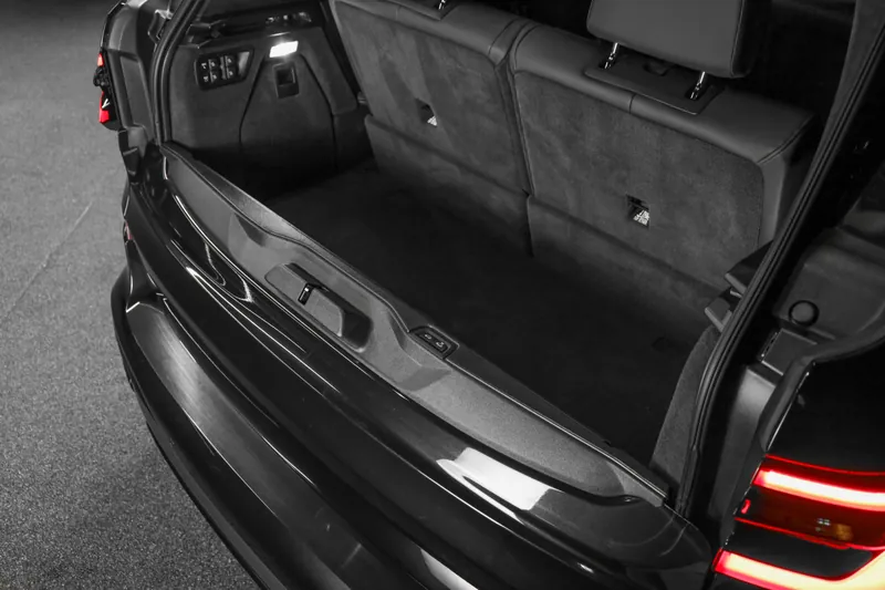 BMW X7 xDrive40d Black Sapphire - Photo 23