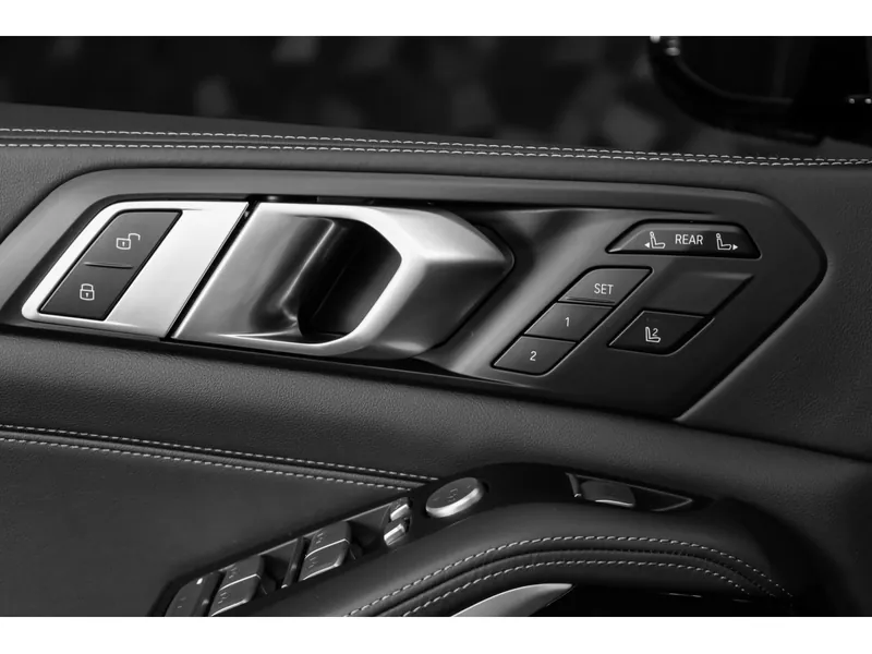 BMW X7 xDrive40d Black Sapphire - Photo 28