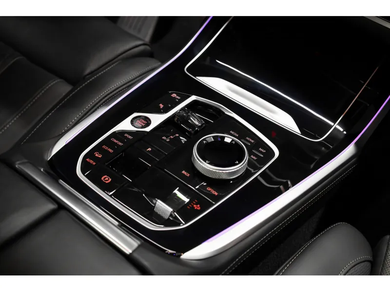 BMW X7 xDrive40d Black Sapphire - Photo 16