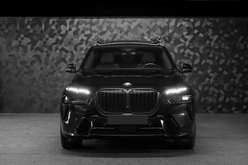 BMW X7 xDrive40d Black Sapphire - Photo 4