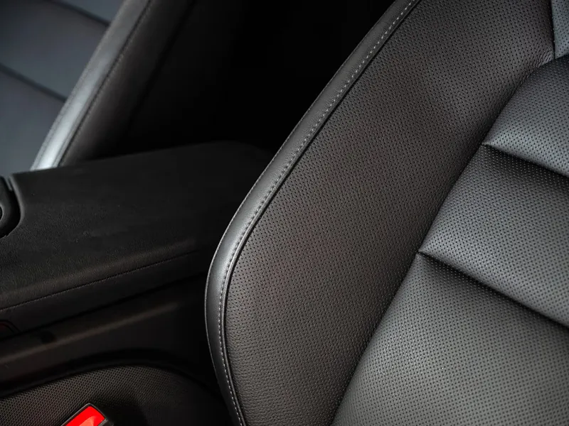 Porsche Taycan 4S Sport Turismo - Photo 19