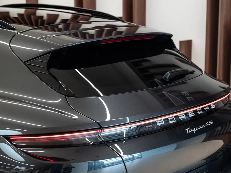 Porsche Taycan 4S Sport Turismo - Photo 10