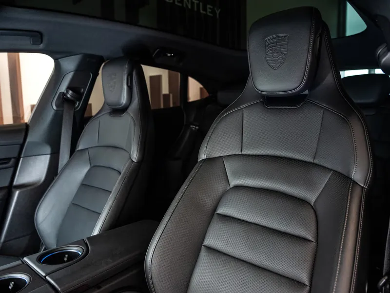 Porsche Taycan 4S Sport Turismo - Photo 15