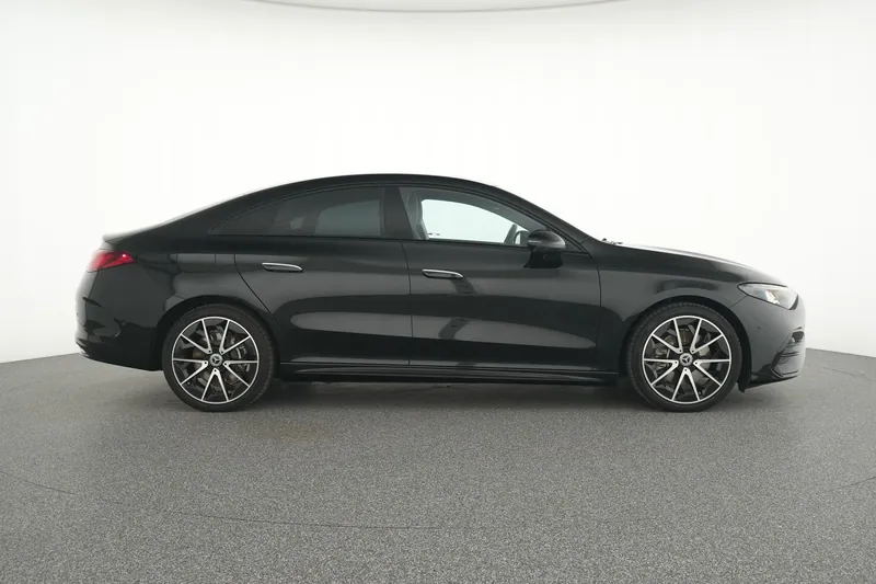 Mercedes-Benz CLA 250+ AMG Line - Photo 10