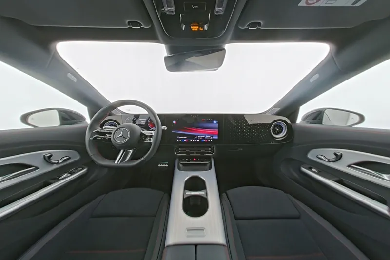 Mercedes-Benz CLA 250+ AMG Line - Photo 12