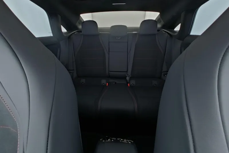 Mercedes-Benz CLA 250+ AMG Line - Photo 16