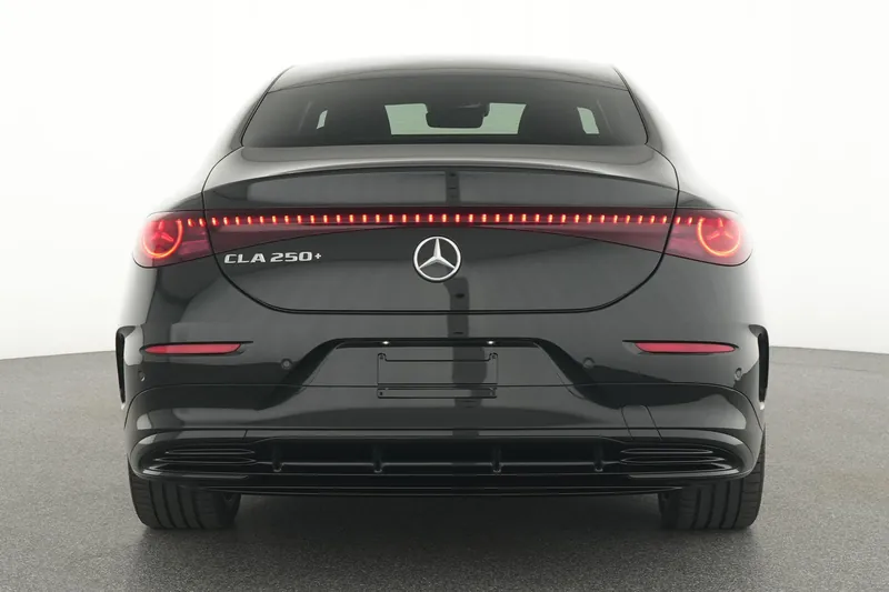 Mercedes-Benz CLA 250+ AMG Line - Photo 8