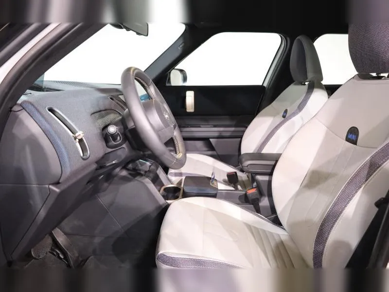 MINI Countryman E Nanuq White - Photo 11
