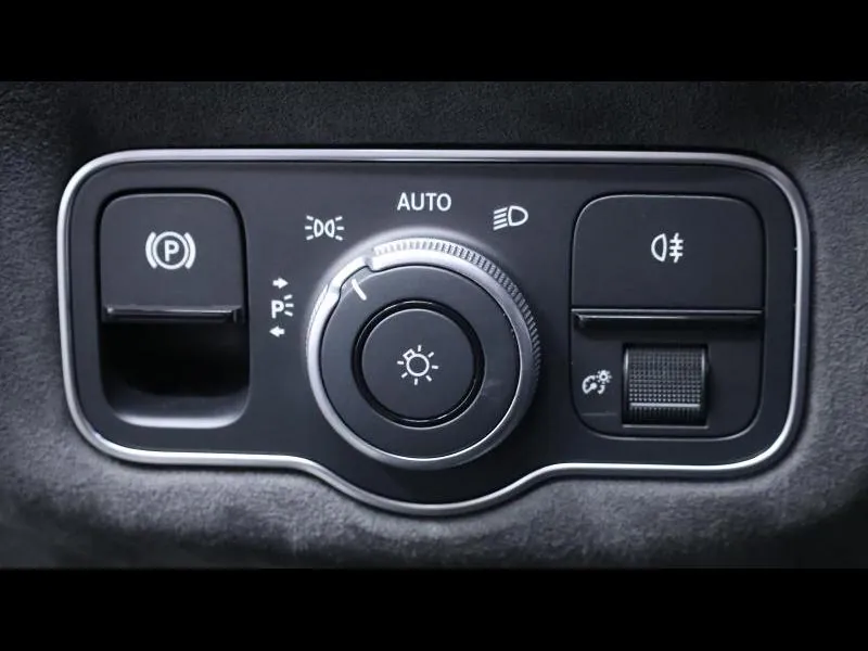 Aston Martin Vantage Roadster F1 Edition - Photo 18