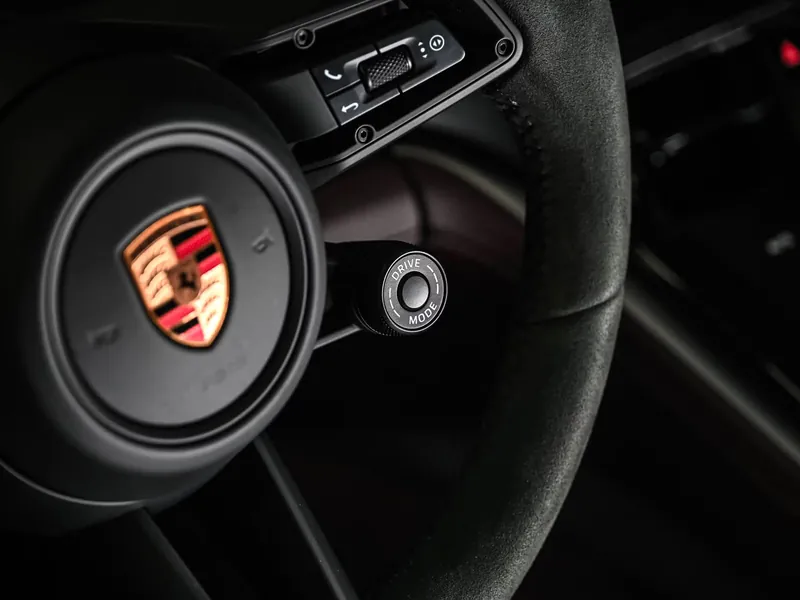 Porsche Panamera 4 E-Hybrid - Photo 19