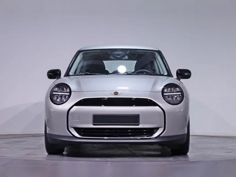MINI Cooper E Argent - Photo 4