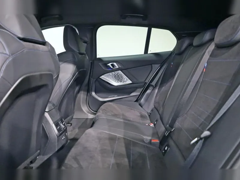 BMW Série 1 120 M Sport Premium Pack Plus Skyscraper Grau - Photo 9