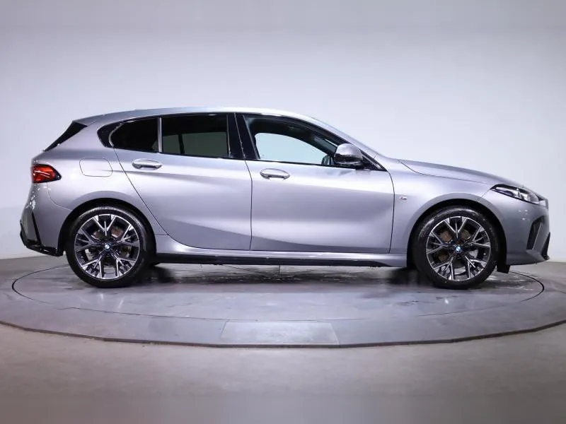 BMW Série 1 120 M Sport Premium Pack Plus Skyscraper Grau - Photo 2