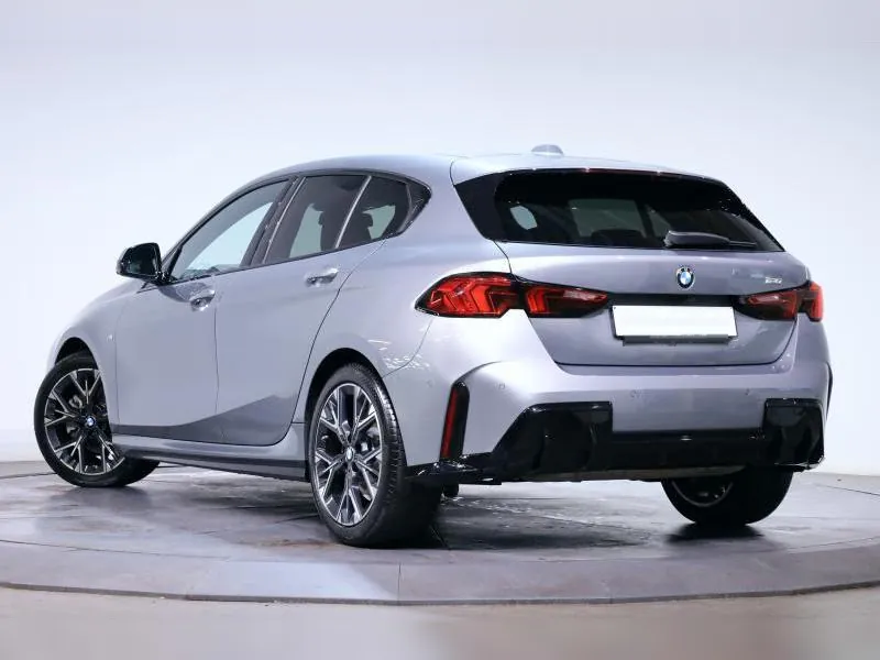 BMW Série 1 120 M Sport Premium Pack Plus Skyscraper Grau - Photo 3