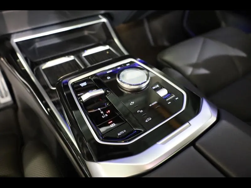 BMW i7 eDrive50 M Sport - Photo 11