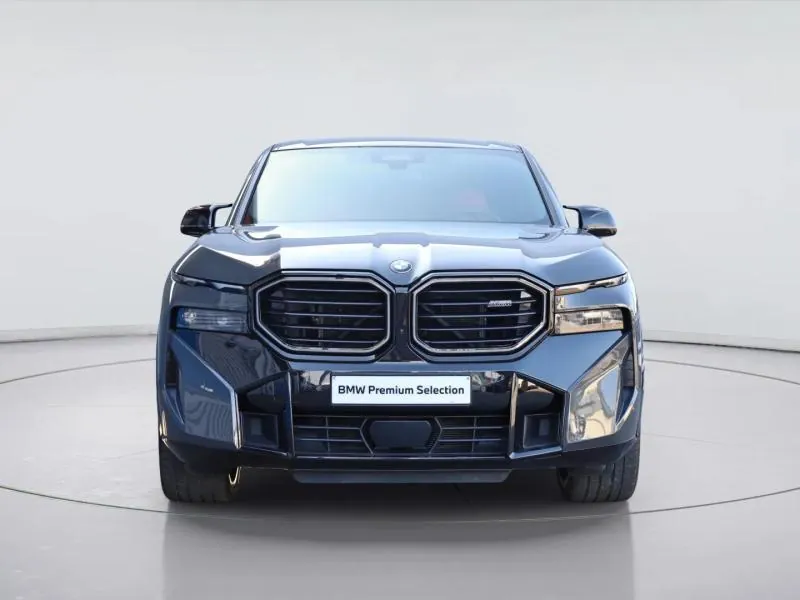BMW XM 50e Individual - Photo 2