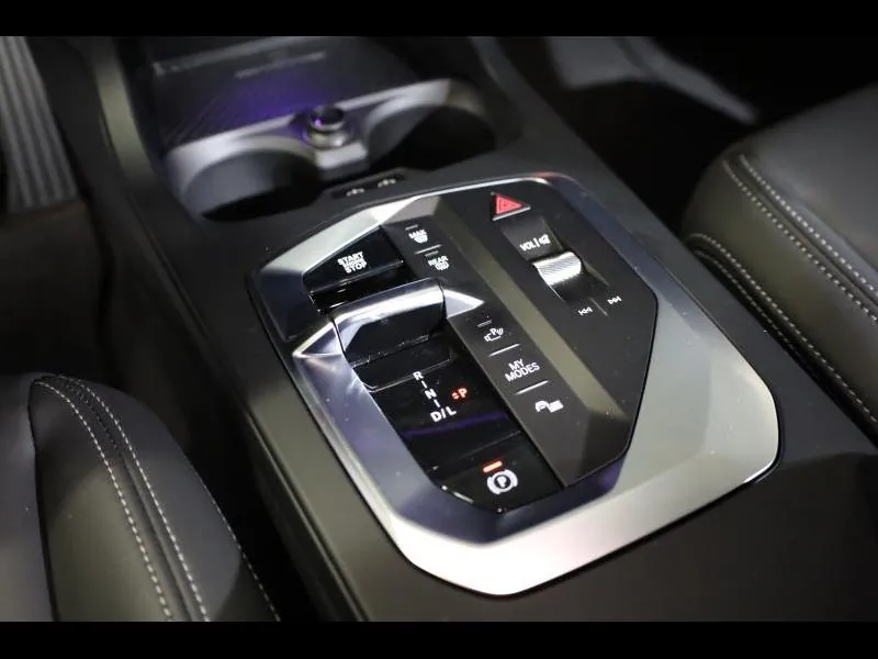 BMW Série 1 116 M Sport Design - Photo 11