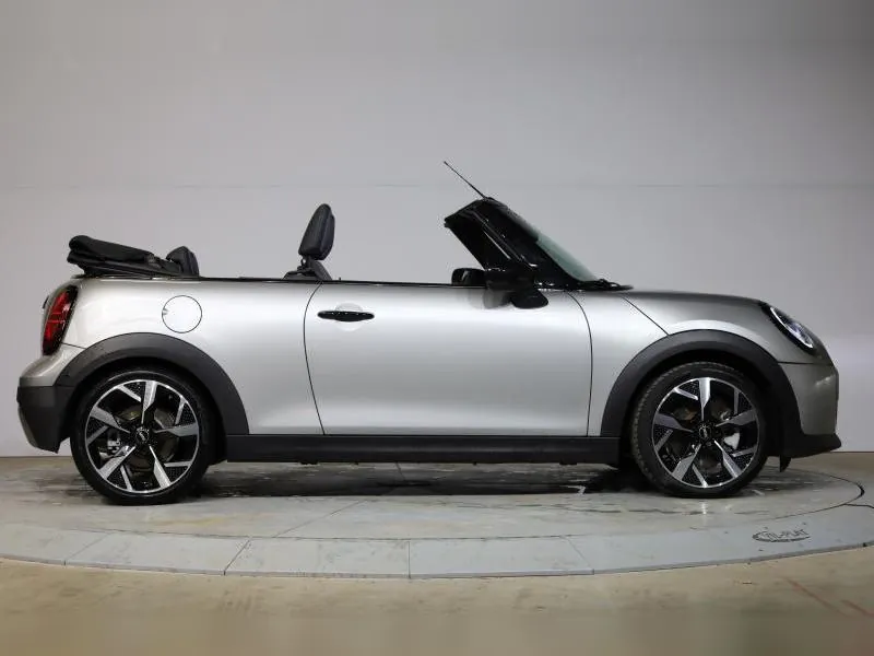 MINI Cooper Cabrio C Classic Melting Silver 9 800 km - Photo 2