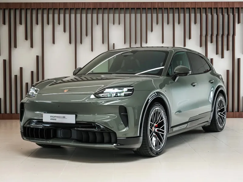 Porsche Cayenne S Electric - Photo 1