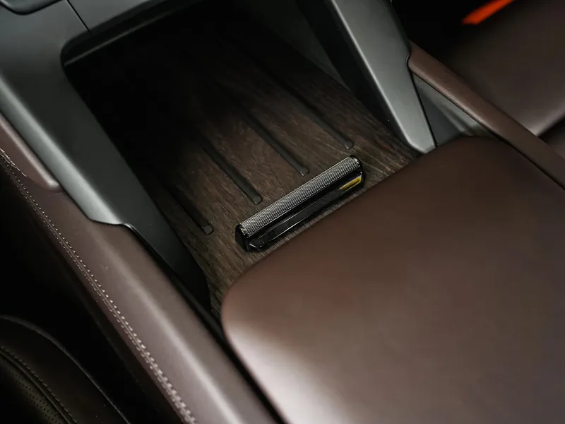 Porsche Cayenne S Electric - Photo 33