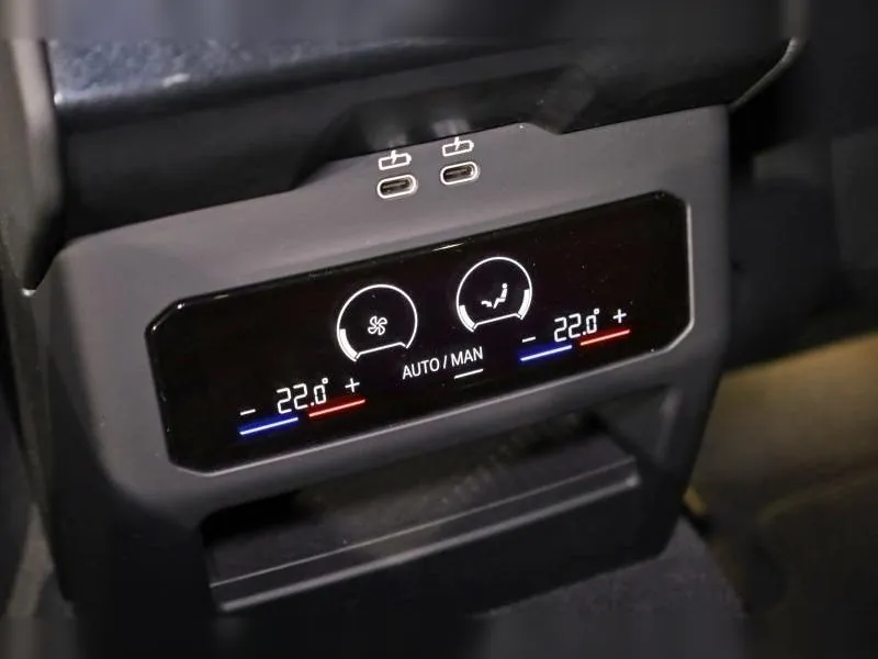 BMW i5 M60 xDrive Berline Phytonic Blau - Photo 19