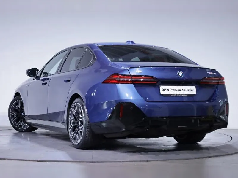 BMW i5 M60 xDrive Berline Phytonic Blau - Photo 5