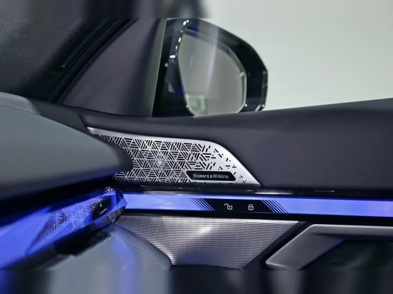BMW i5 M60 xDrive Berline Phytonic Blau - Photo 18