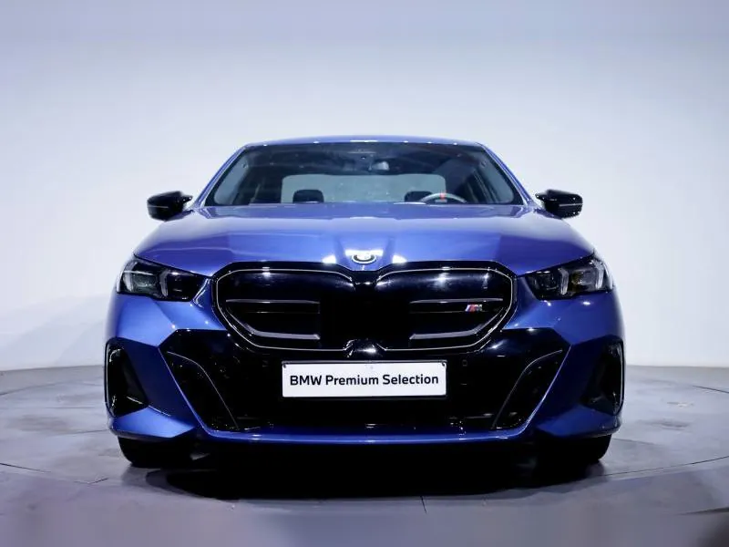BMW i5 M60 xDrive Berline Phytonic Blau - Photo 2