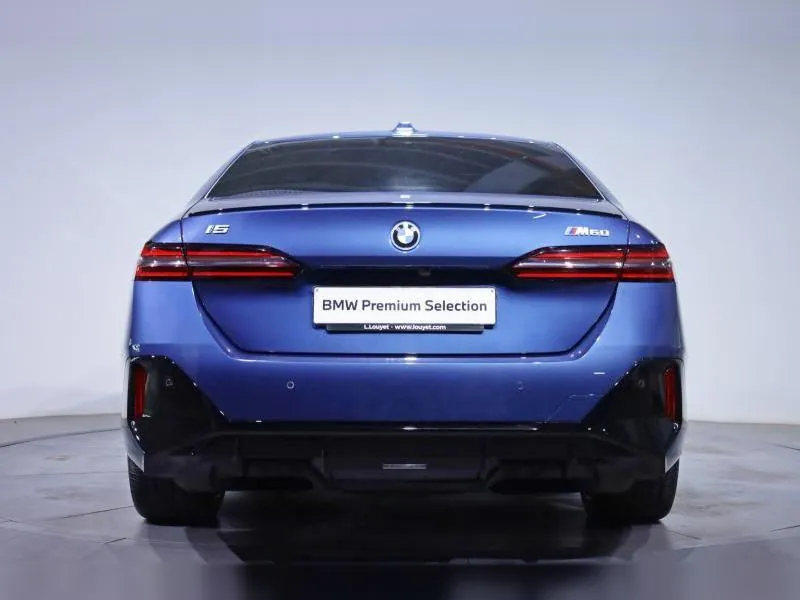 BMW i5 M60 xDrive Berline Phytonic Blau - Photo 4