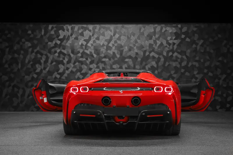 Ferrari SF90 Spider Rosso Corsa