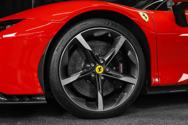 Ferrari SF90 Spider Rosso Corsa - Photo 13