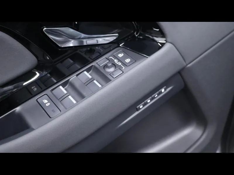 Land Rover Range Rover Evoque P160 S 2025 - Photo 23
