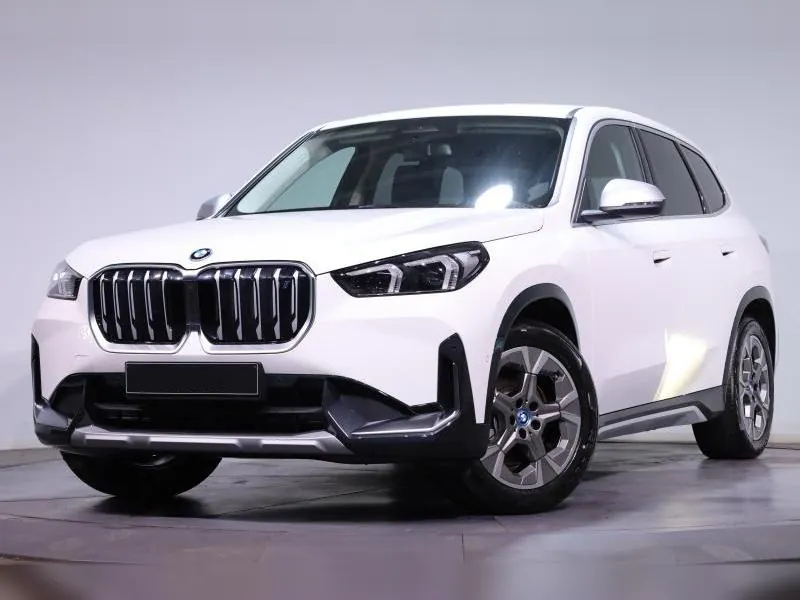 BMW iX1 xDrive30 xLine Alpinweiss - Photo 1