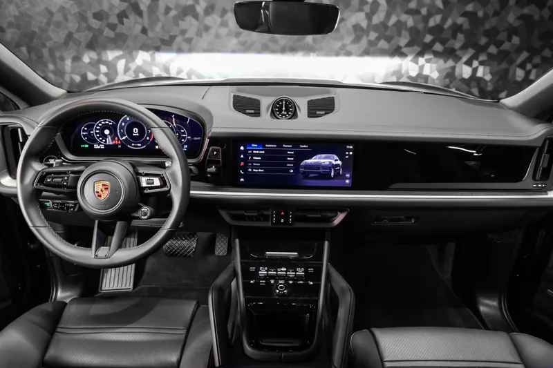 Porsche Cayenne Coupé Noir Intense - Photo 20